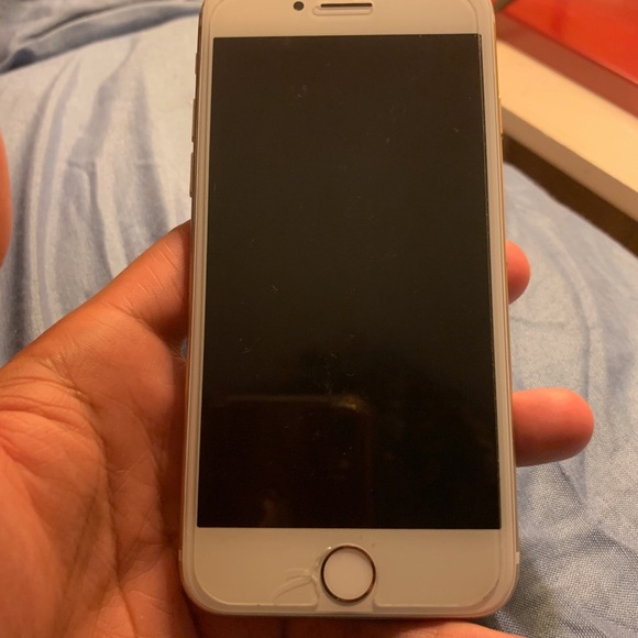 iphone 7 - Picture 1 of 2